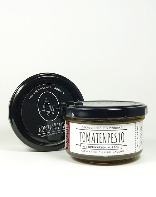Tomatenpesto mit schwarzen Nüssen von Königskind
