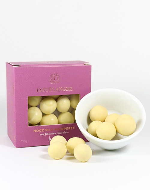 Piemont-Haselnüsse in weißer Schokolade - Nocciole Ricoperta Cioccolato bianco 110g