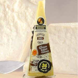 Echter Berg-Parmigiano straveccio - Parmigiano Reggiano di Montagna D.O.P. 36 Monate gereift (Parmesan) 257g